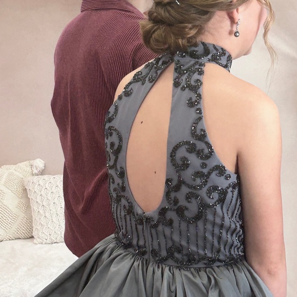 Sherri Hill size 4 - Picture 2 of 2